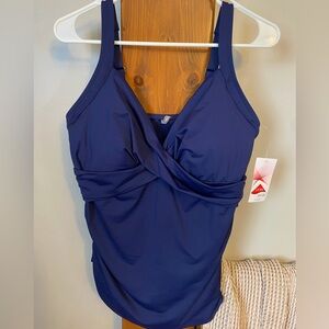 NWT Land’s End V-Neck Underwire Tankini size 12 DD Swimsuit Top